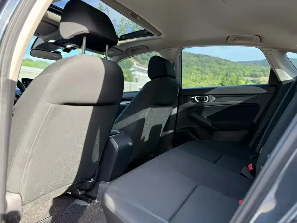 Honda Civic — фото 5