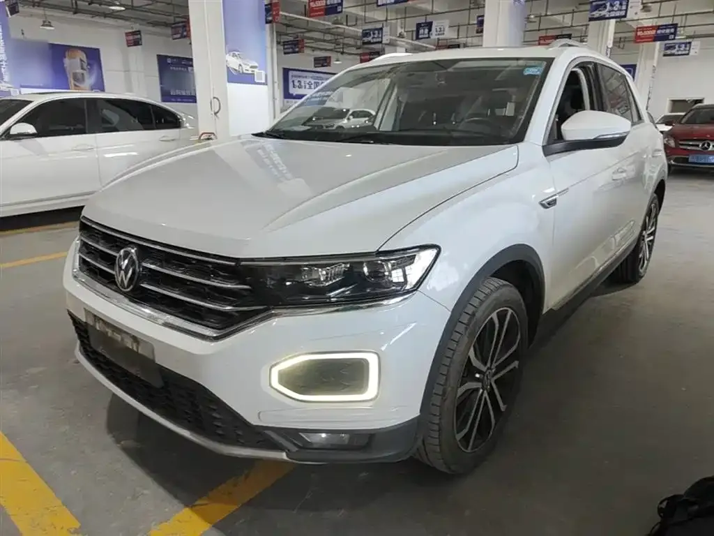 Volkswagen T-Roc 2023 из CN, фото 1