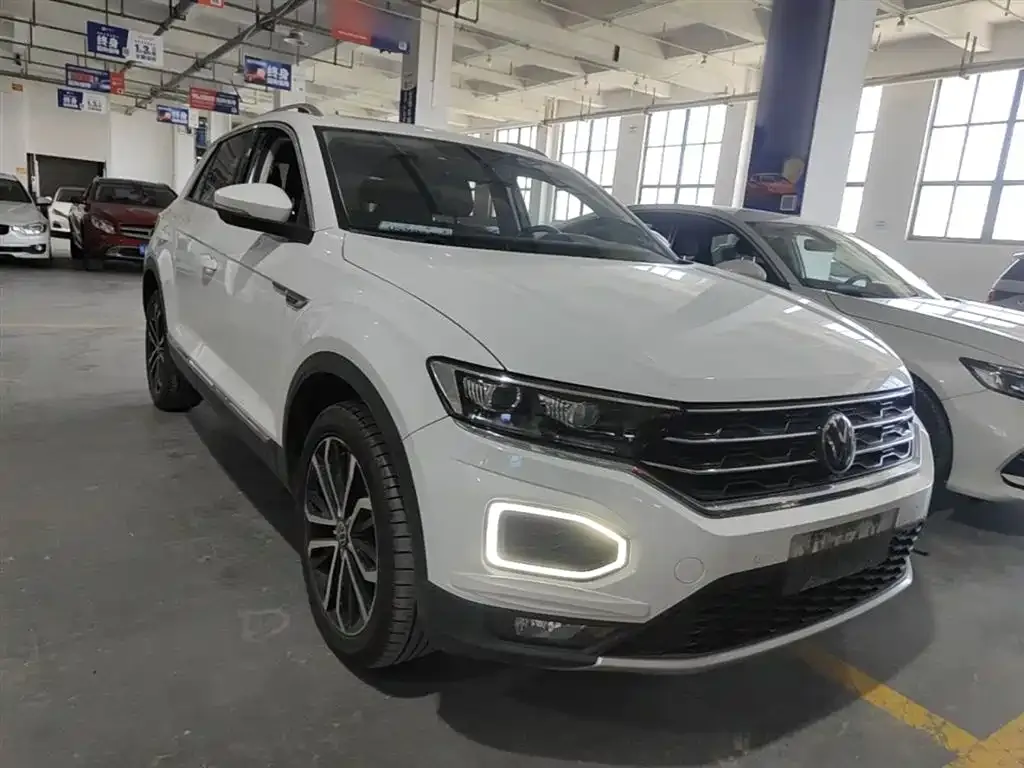 Volkswagen T-Roc 2023 из CN, фото 5