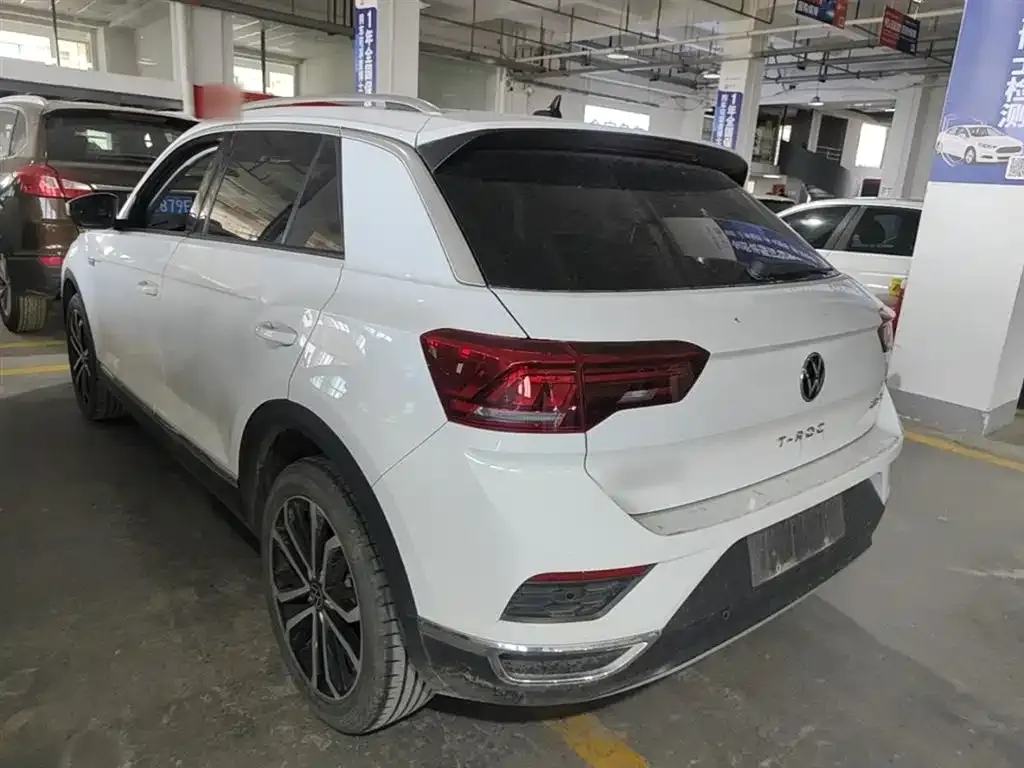 Volkswagen T-Roc 2023 из CN, фото 6