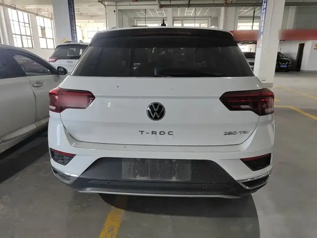 Volkswagen T-Roc 2023 из CN, фото 10
