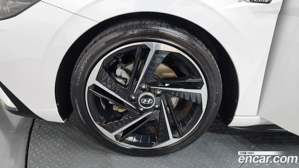 Hyundai AVANTE — фото 9