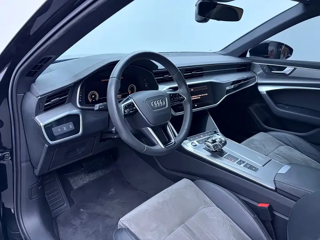 Audi A6L — фото 5