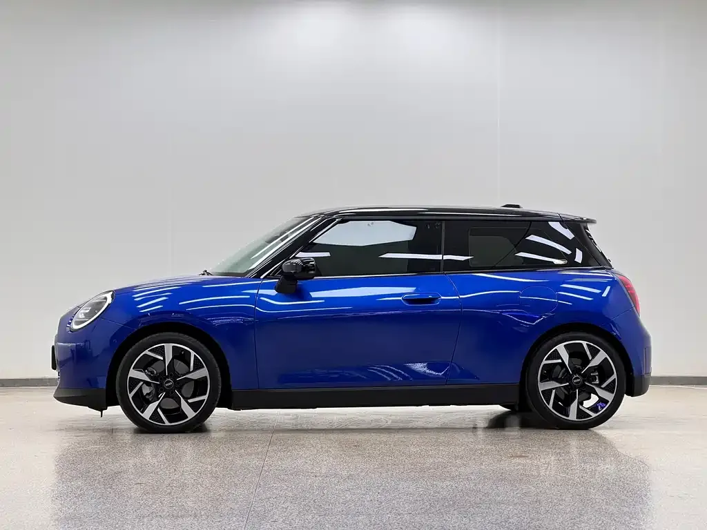 MINI Cooper EV — фото 4