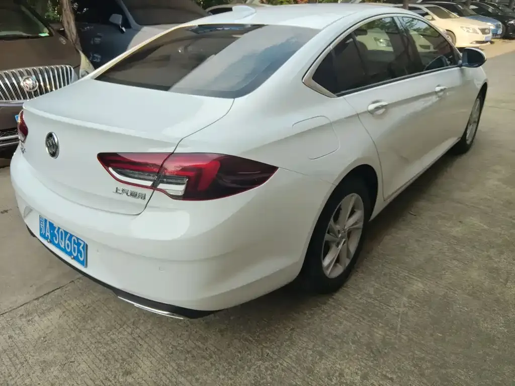 Buick Regal — фото 5