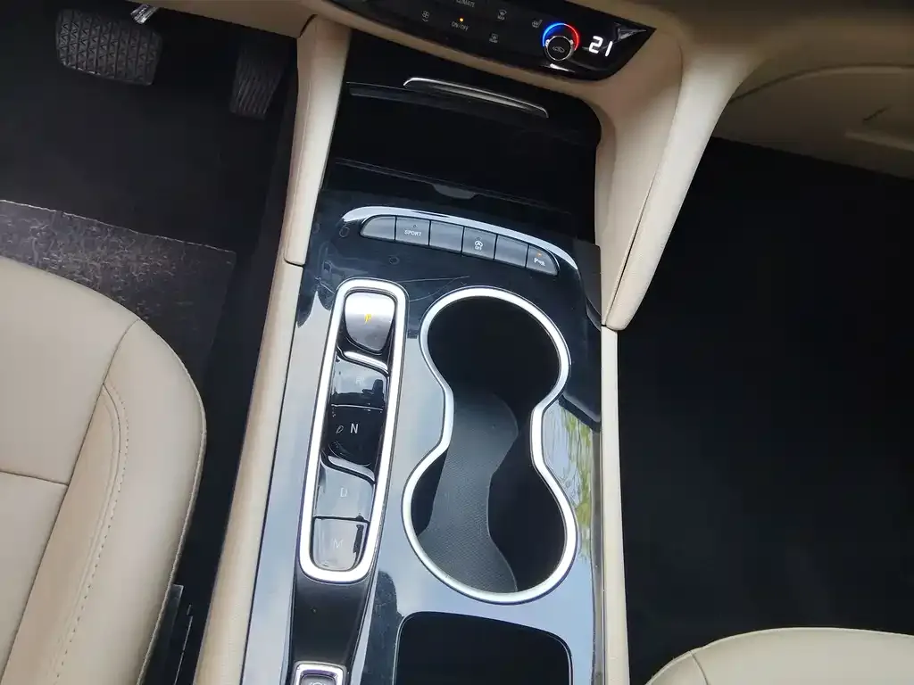 Buick Regal — фото 6