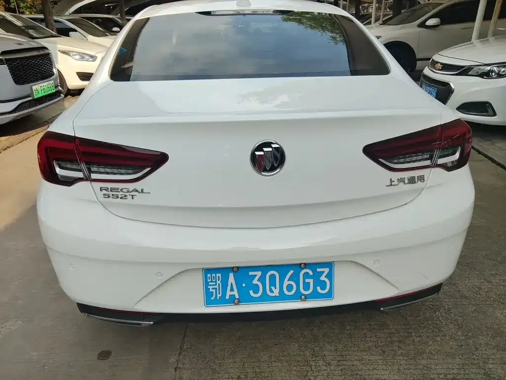 Buick Regal — фото 10