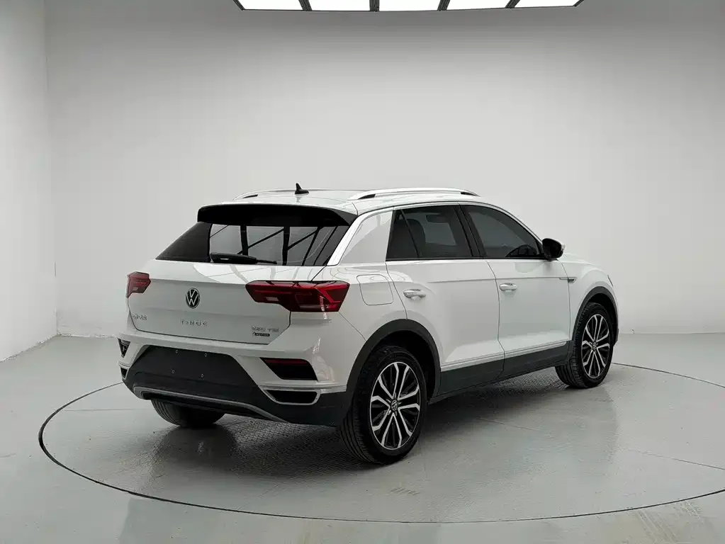 Volkswagen T-Roc 2022 из CN, фото 2