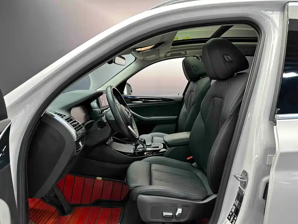 BMW X3 2022 из CN, фото 2