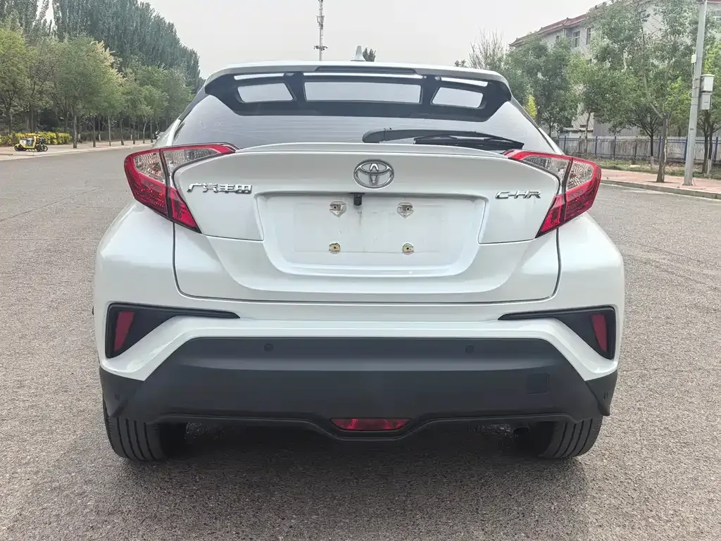 Toyota C-HR 2024 из CN, фото 3