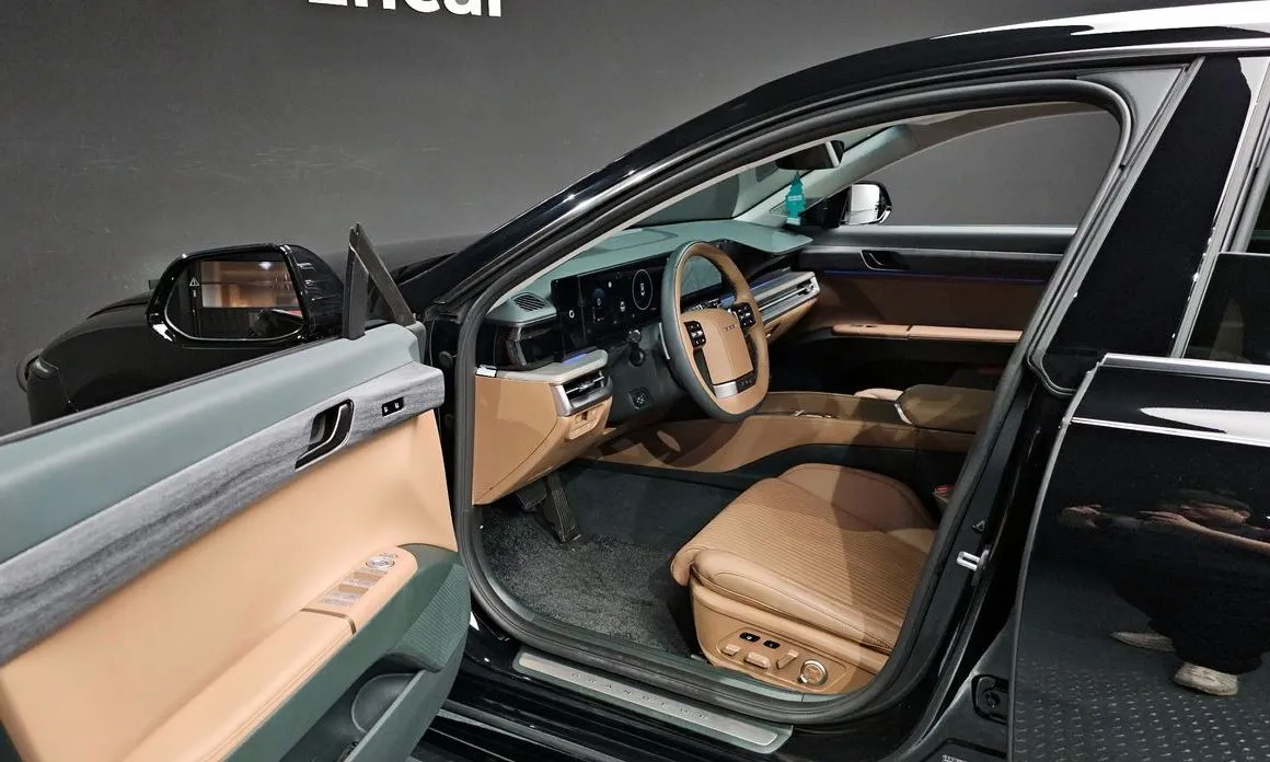 Hyundai Grandeur 2024 из KR, фото 8