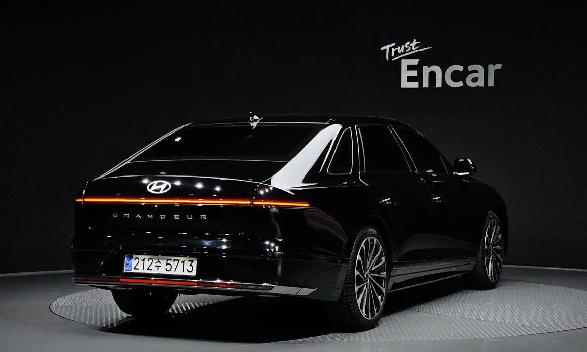 Hyundai Grandeur 2024 из KR, фото 2