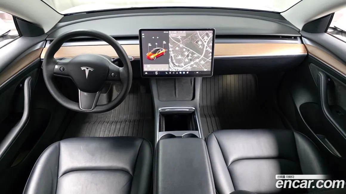 Tesla Model 3 — фото 8