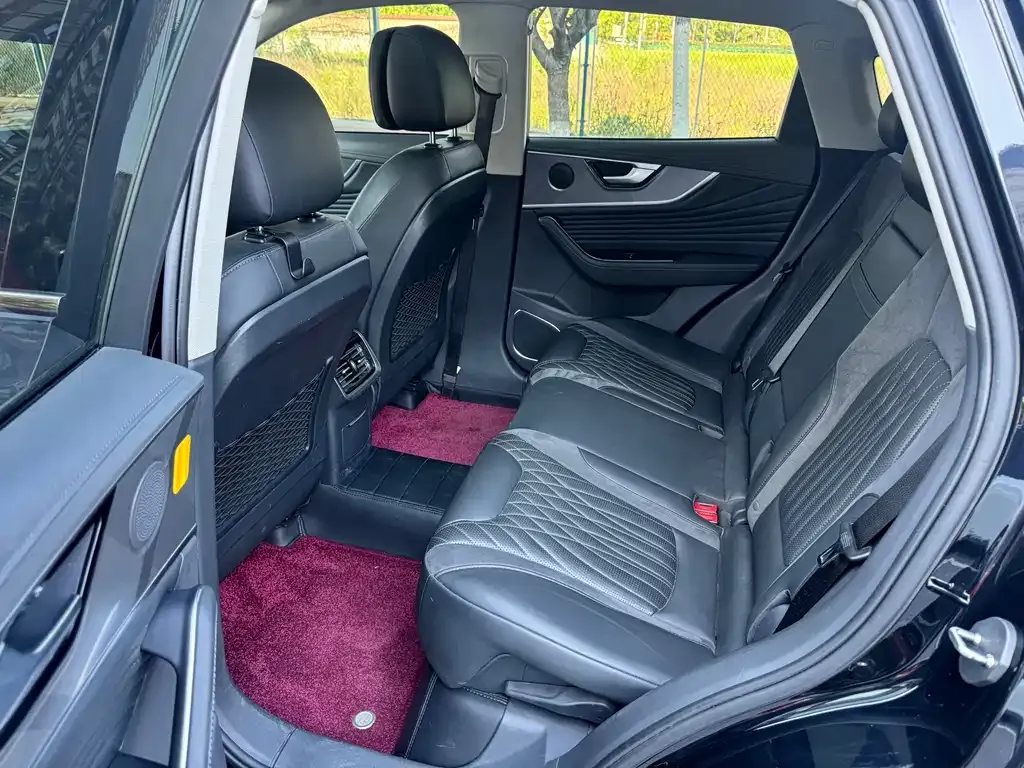 Hongqi HS5 2024 из CN, фото 10