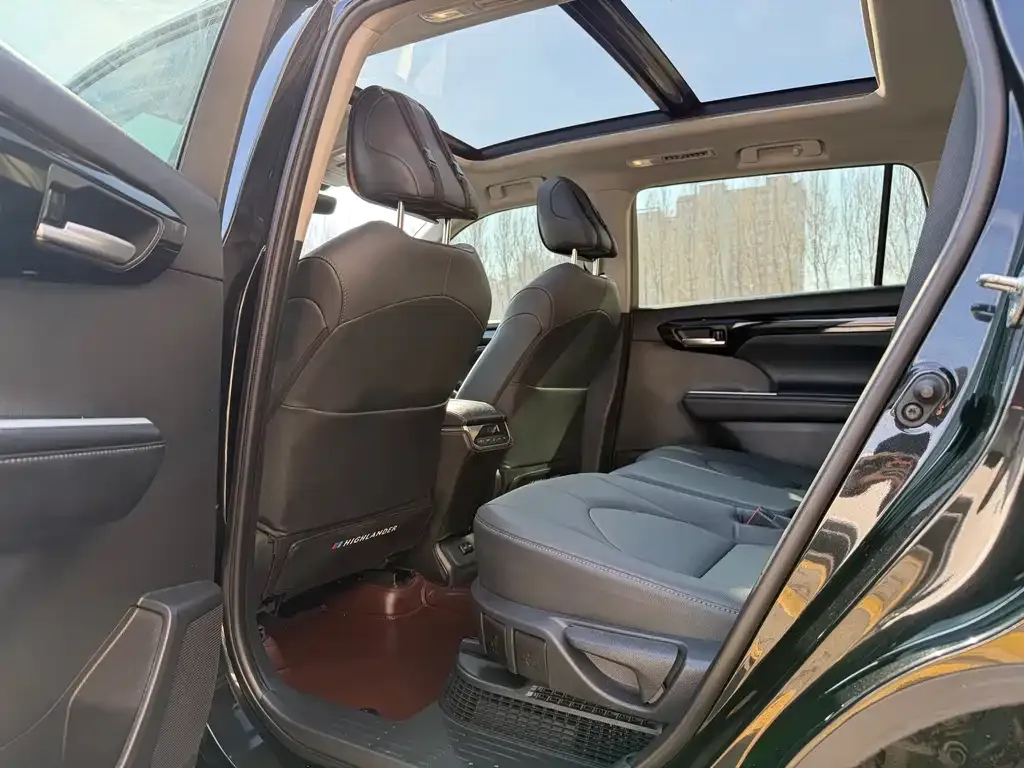 Toyota Highlander 2024 из CN, фото 3