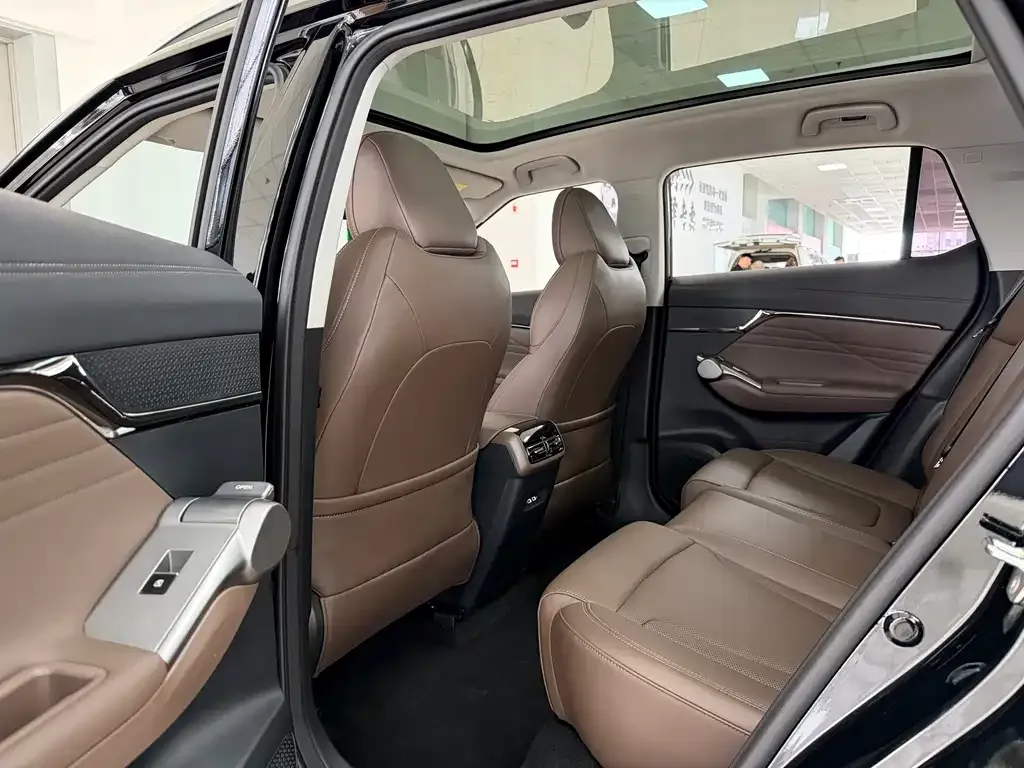 GAC Motor Trumpchi GS4 — фото 9