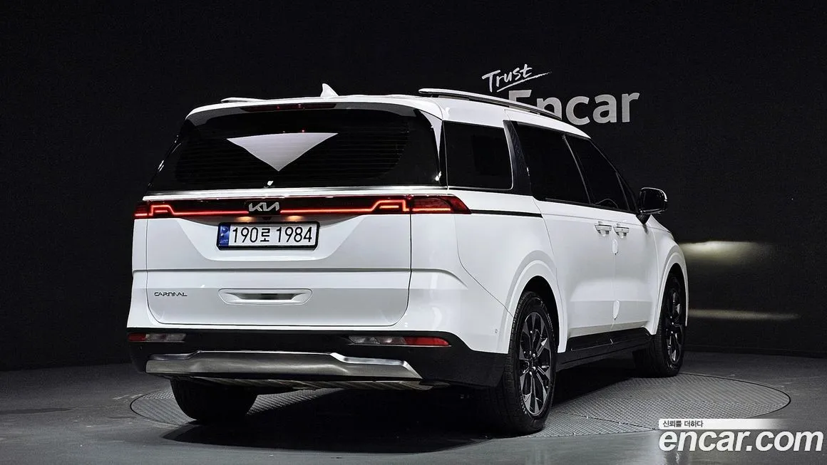 Kia Carnival 2023 из KR, фото 3