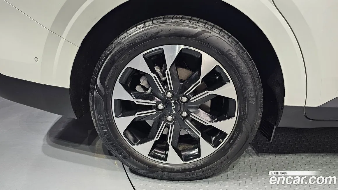 Kia Carnival 2023 из KR, фото 5