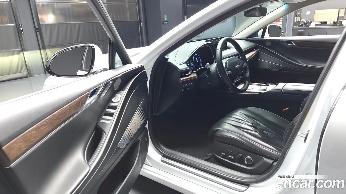 Genesis G80 — фото 10