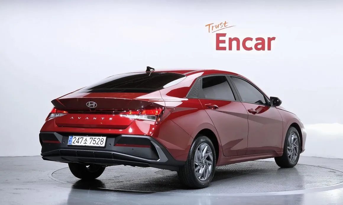 Hyundai AVANTE — фото 5
