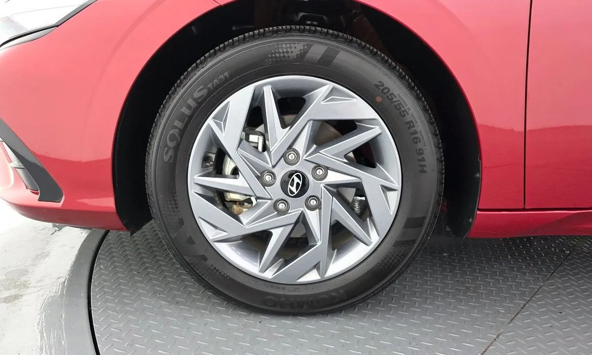 Hyundai AVANTE — фото 7