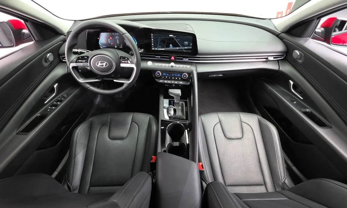 Hyundai AVANTE — фото 8