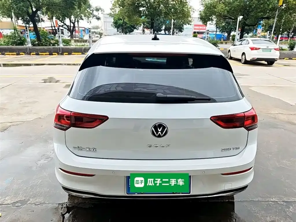 Volkswagen Golf 2021 из CN, фото 10