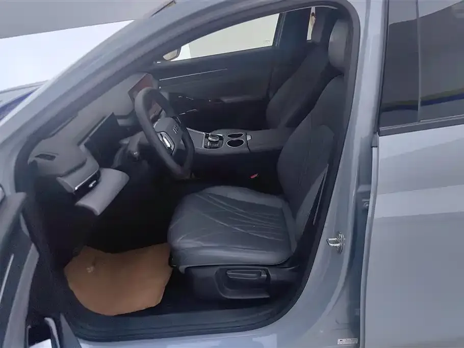 Geely Galaxy L6 2025 из CN, фото 7