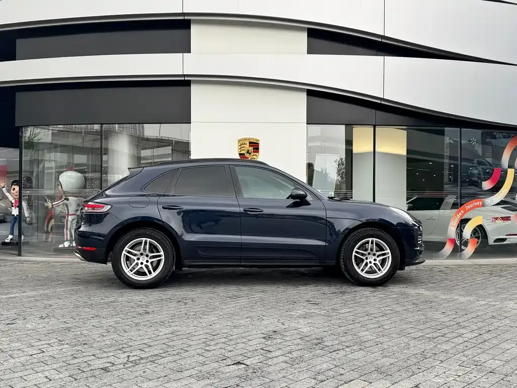 Porsche Macan — фото 8
