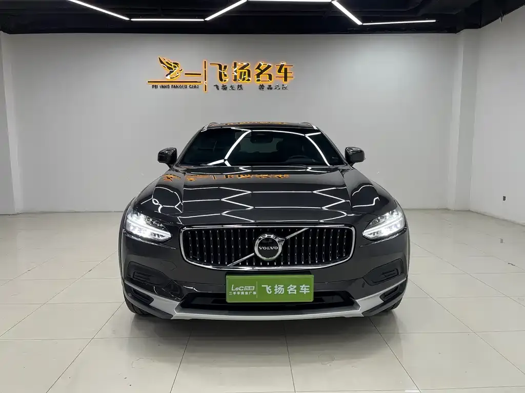 Volvo V90 2025 из CN, фото 2