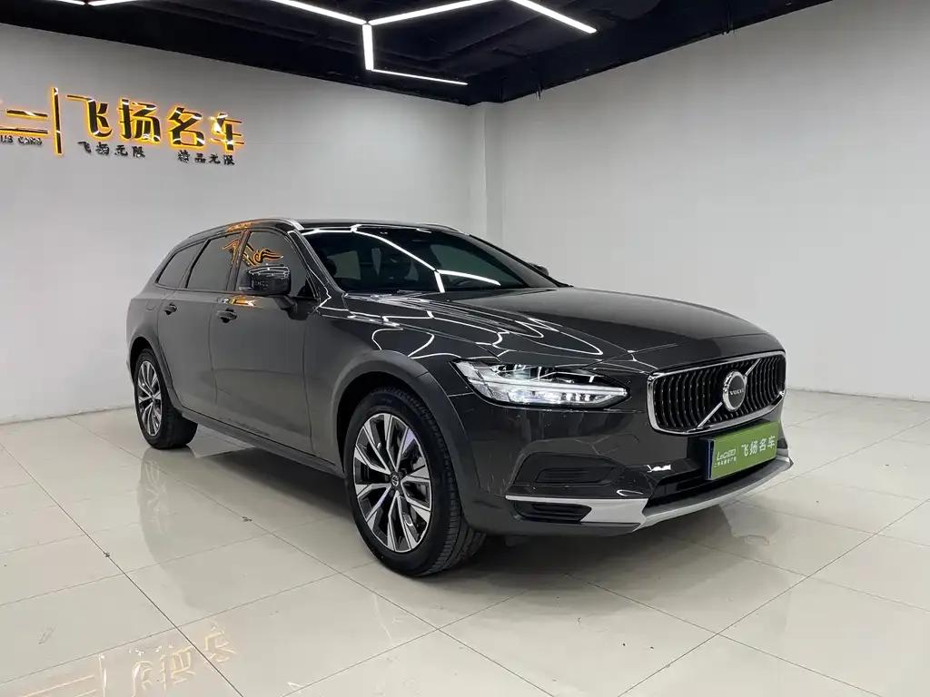Volvo V90 2025 из CN, фото 7