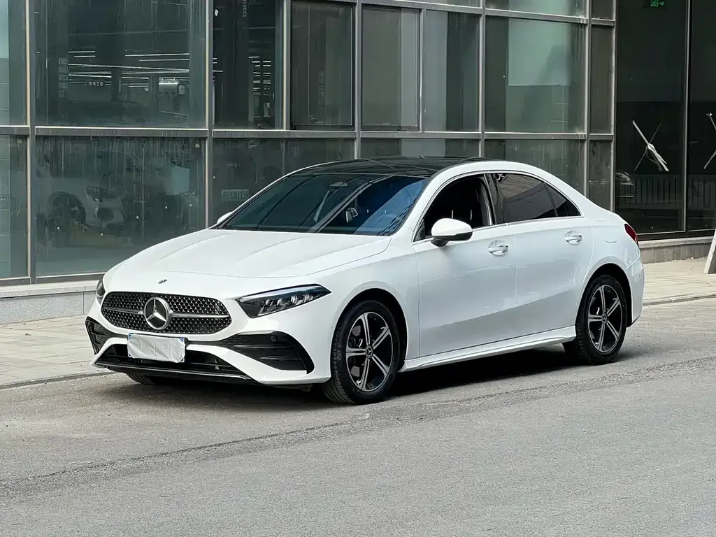 Mercedes-Benz A-Class — фото 1