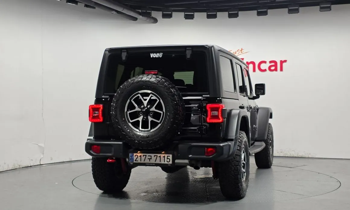 Jeep Wrangler — фото 6