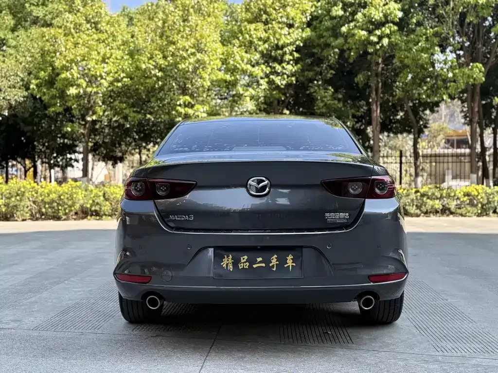 Mazda 3 Axela — фото 3