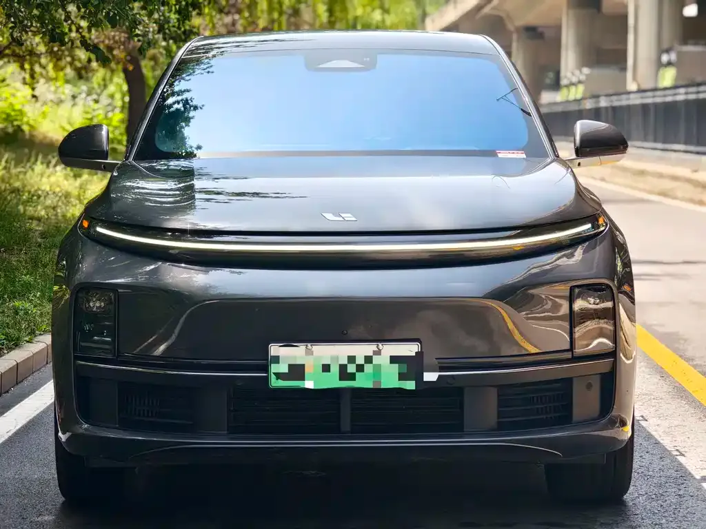 Li Auto L7