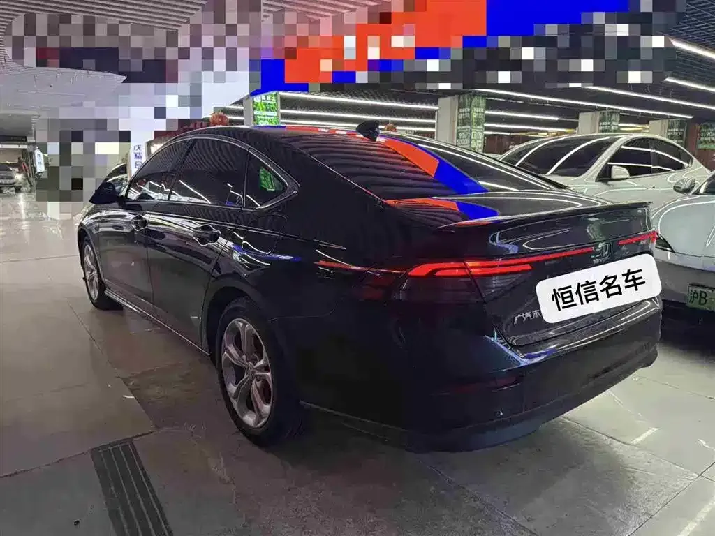 Honda Accord — фото 10