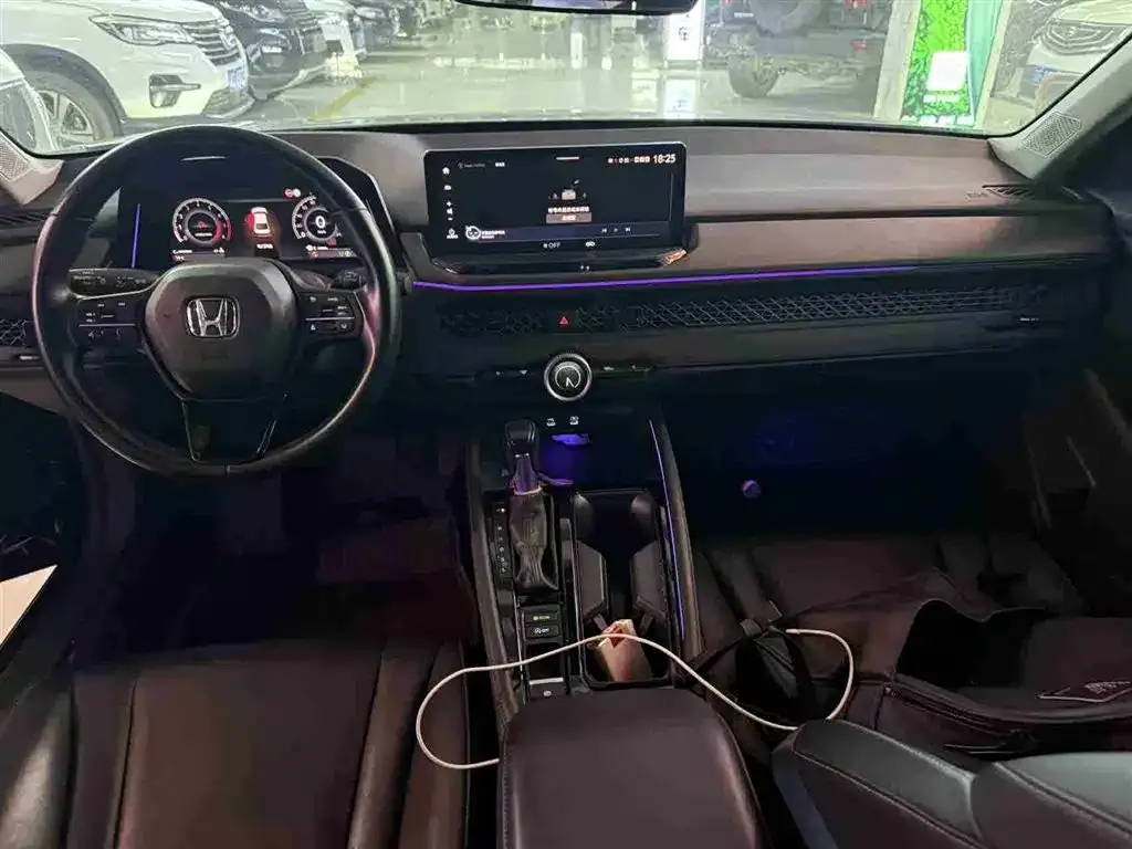 Honda Accord — фото 3