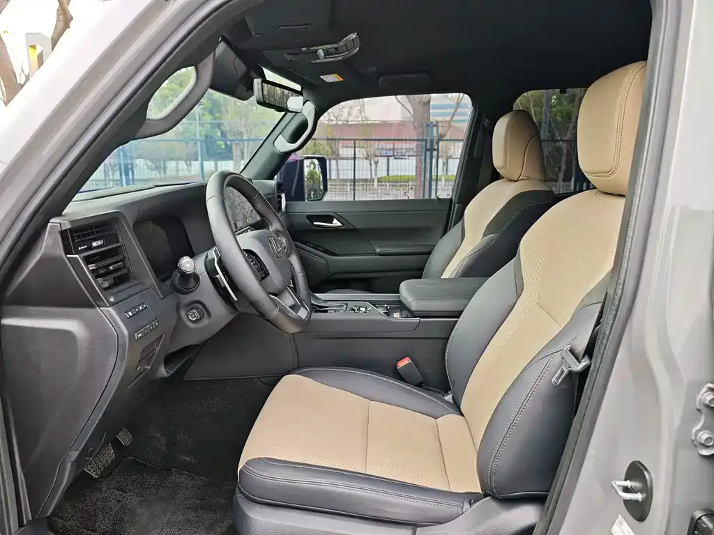 Lexus GX 2024 из CN, фото 4