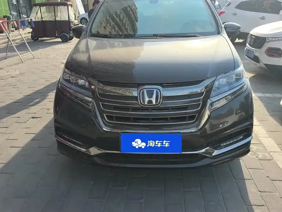 Honda Elysion 2021 из CN, фото 2