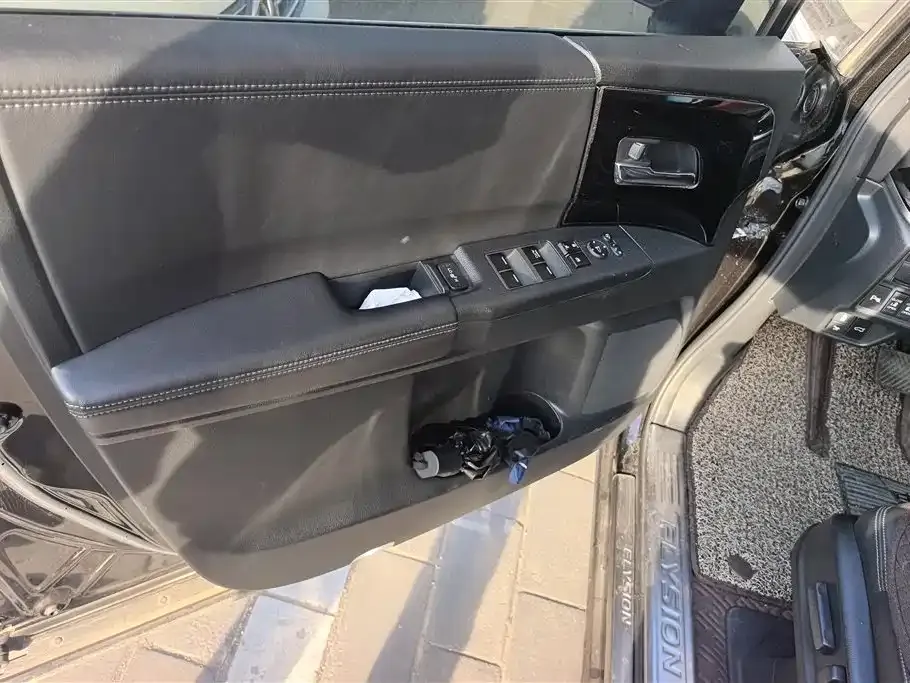 Honda Elysion 2021 из CN, фото 10