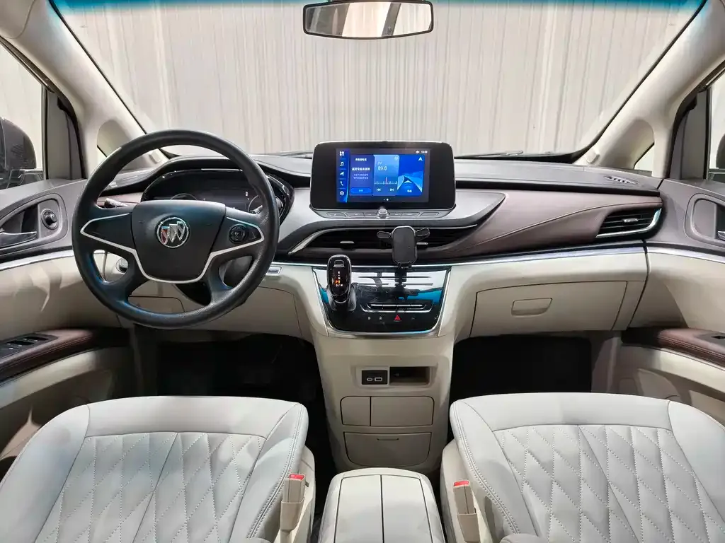 Buick GL8 2022 из CN, фото 6
