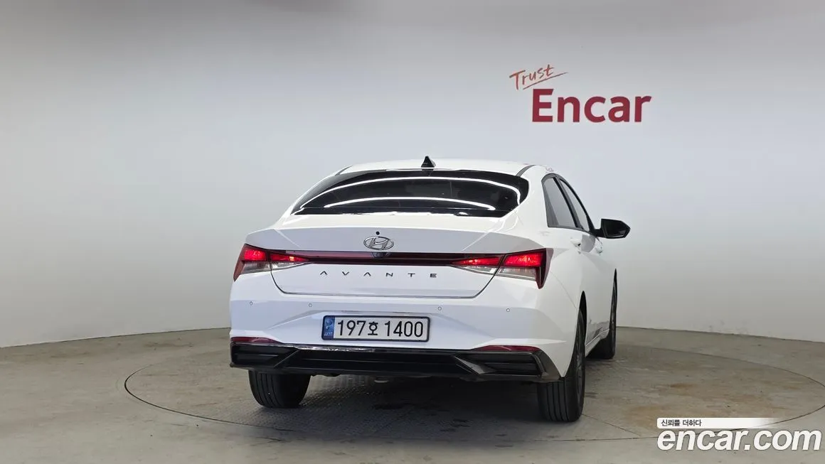 Hyundai AVANTE — фото 4