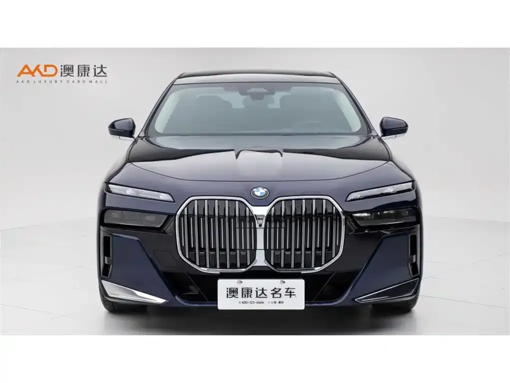 BMW 7 Series 2025 из CN, фото 10