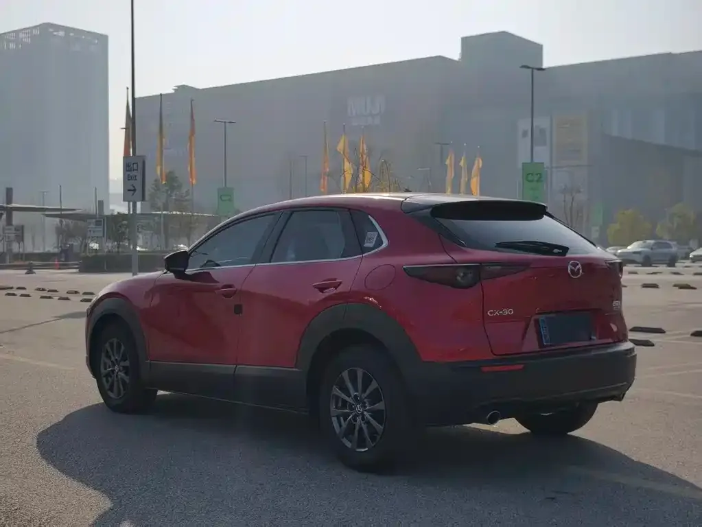 Mazda CX-30 — фото 7
