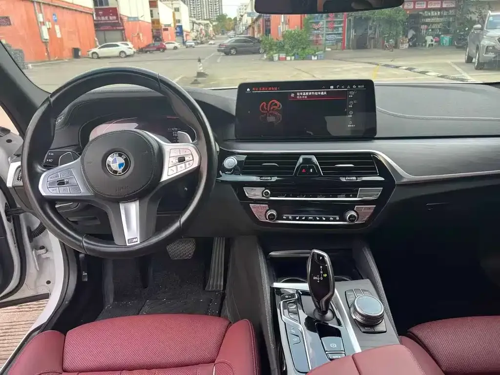 BMW 5 Series — фото 3