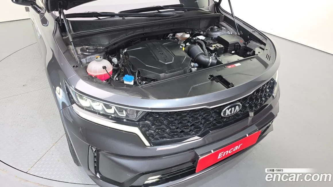 Kia Sorento — фото 6