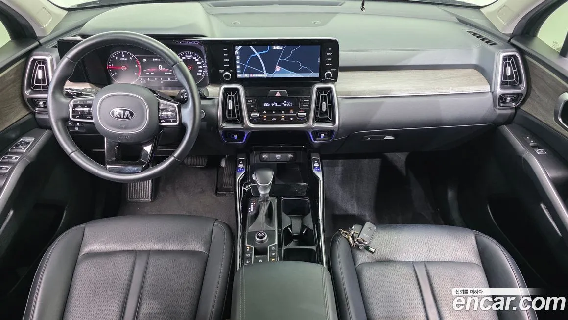 Kia Sorento — фото 9