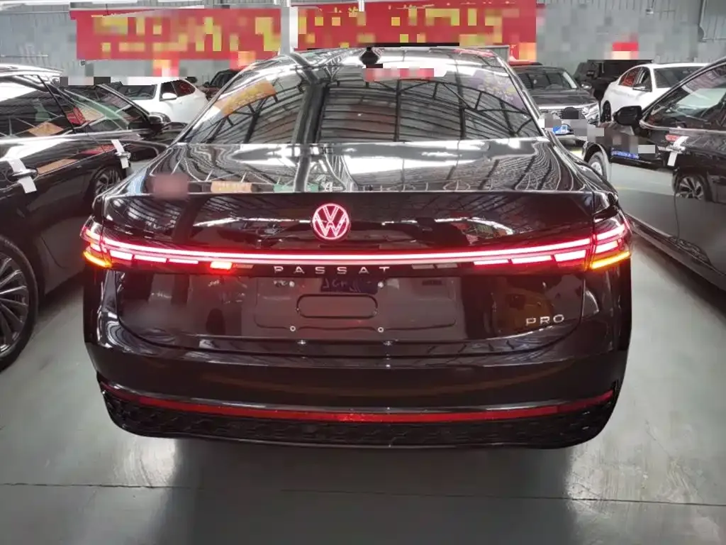Volkswagen Passat — фото 4