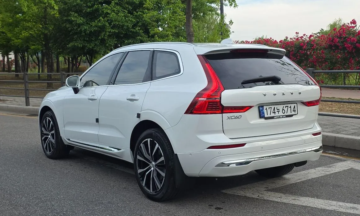 Volvo XC60 2023 из KR, фото 4