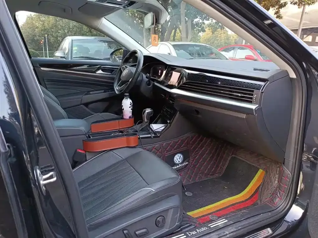 Volkswagen Passat — фото 4